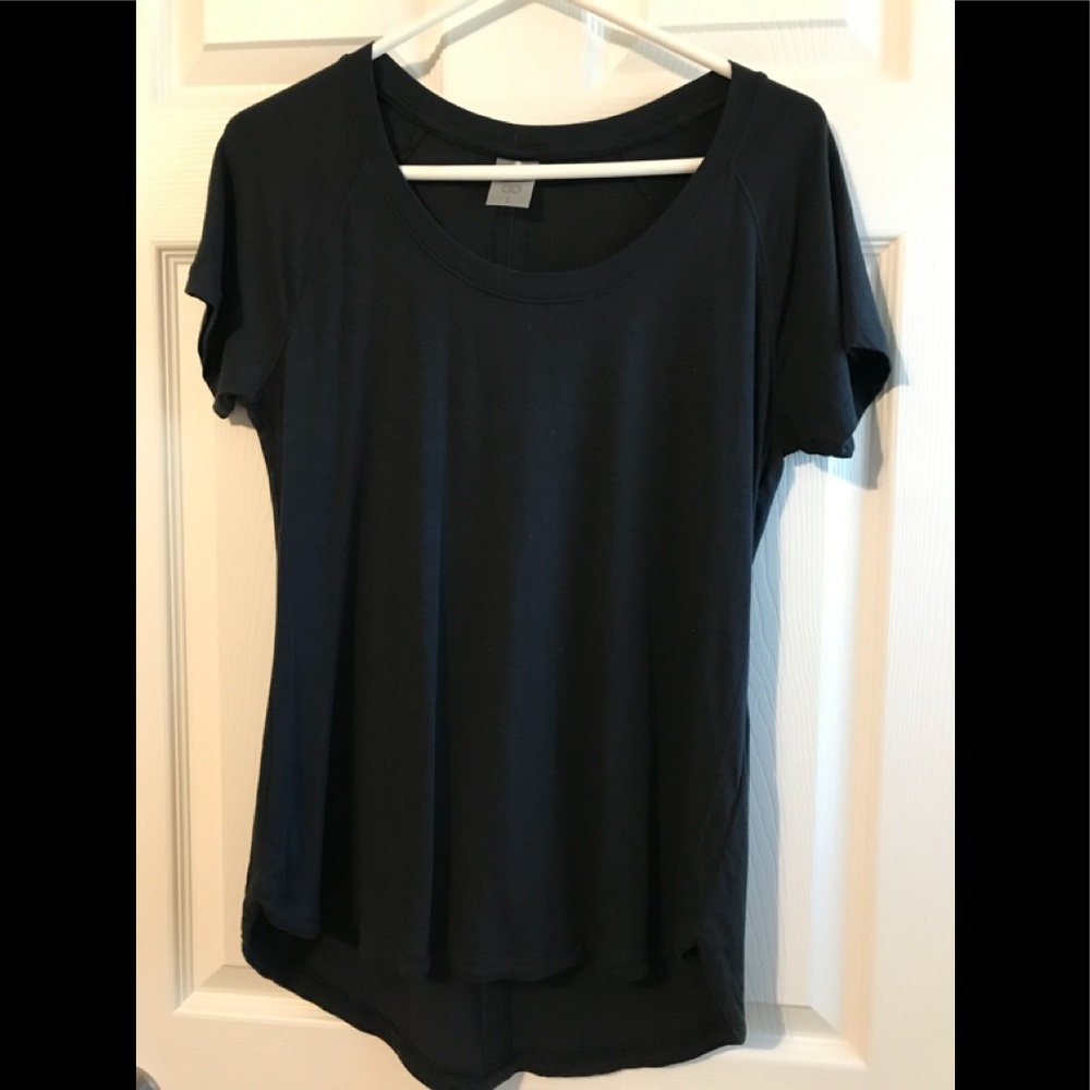 Calia by Carrie Underwood blouse